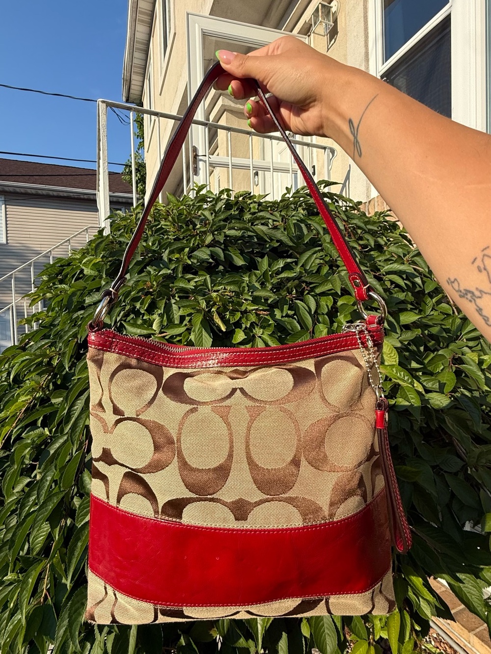 Vintage Coach Signature Canvas Patent Leather Shoulder Bag Y2K Red Hobo Purse